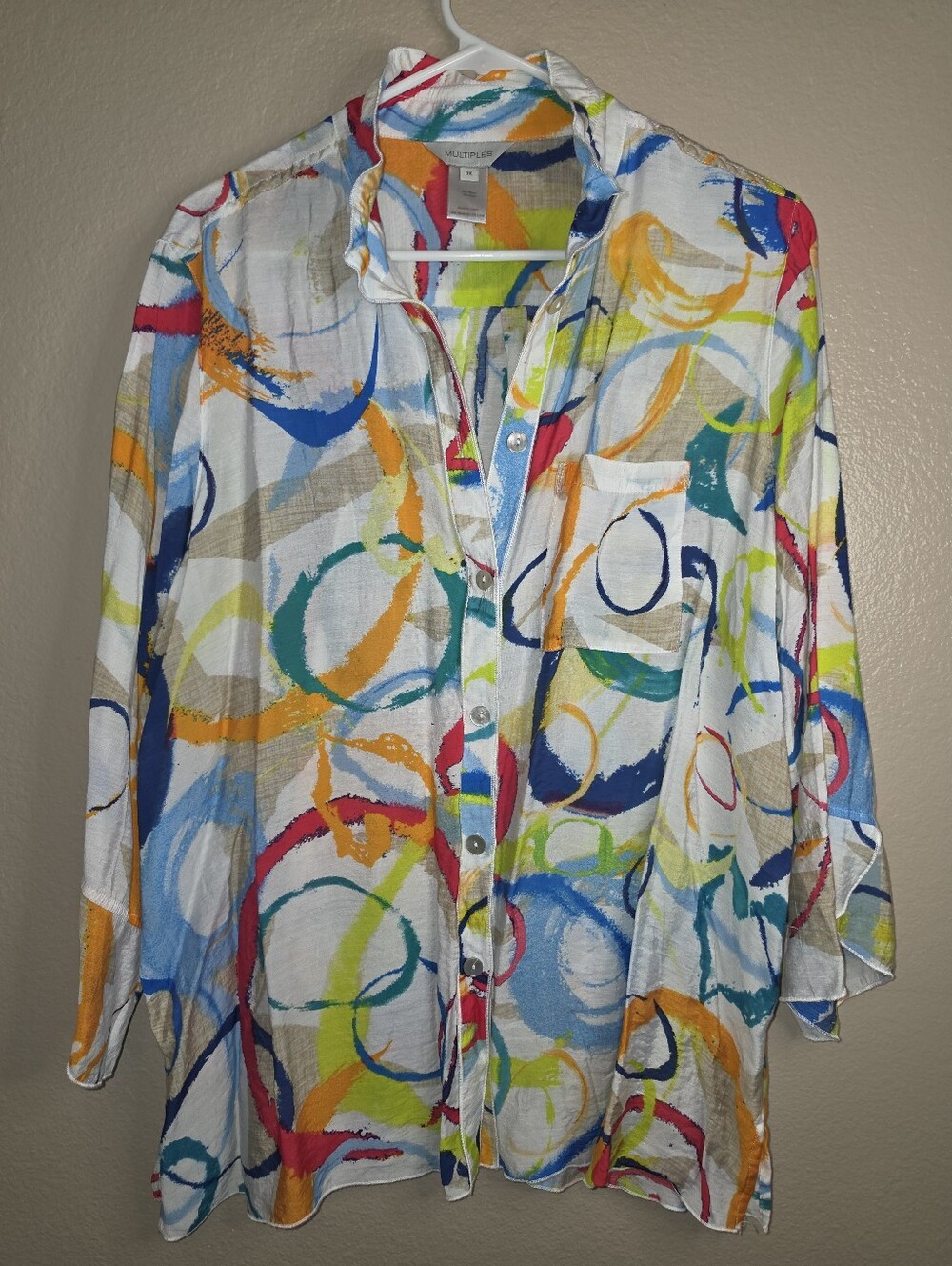 Multiples White Multi-Color Abstract Circle Button-Down Shirt